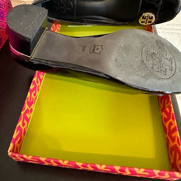 Tory Burch Shoes - Picture 5 of 5